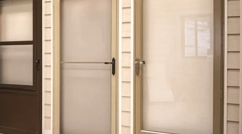 Ersetzen Sie Glasfenster durch Polycarbonatplatten