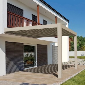 12 x 10 am Haus befestigt