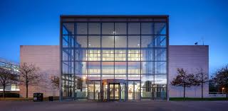 Können Polycarbonatplatten für Fenster verwendet werden?